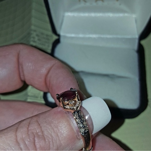 Strawberry gold rhodolite garnet ring. - Picture 6 of 8